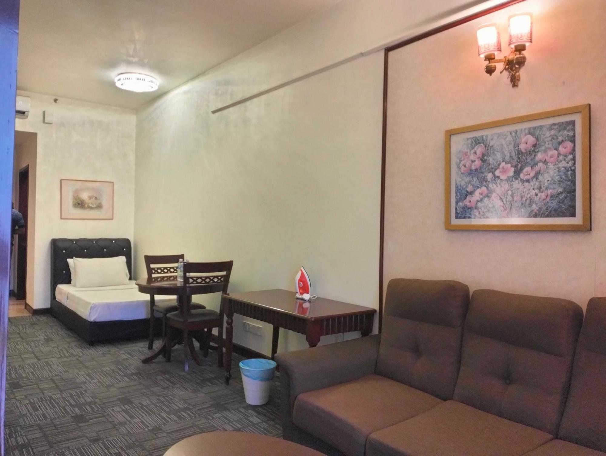 Berjaya Times Square Service Suite By Luna Kuala Lumpur Esterno foto