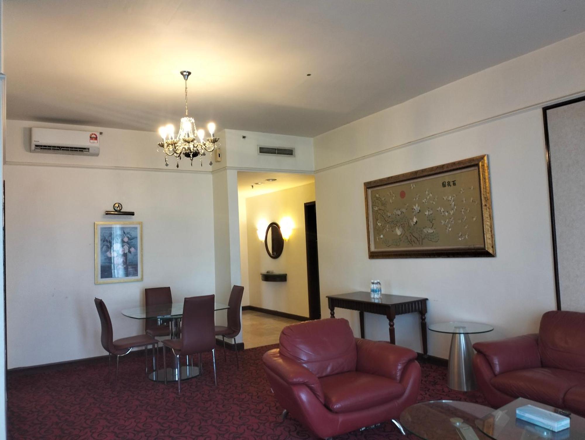 Berjaya Times Square Service Suite By Luna Kuala Lumpur Esterno foto